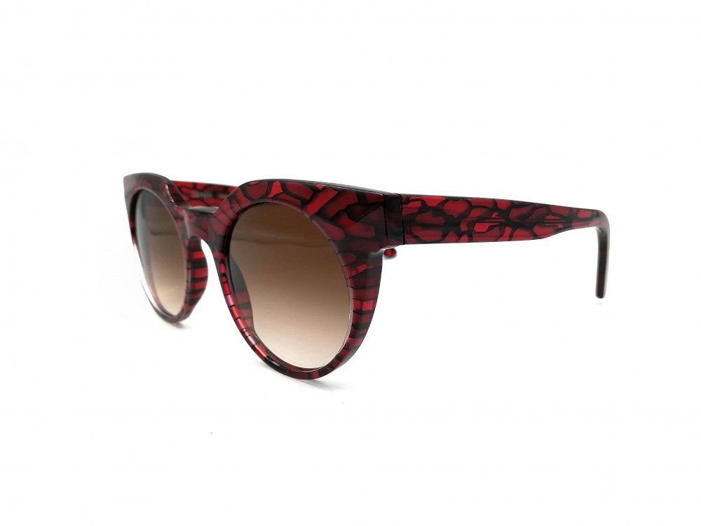 Monture pointue Vanni - Rouge et noir - Lentilles brun dégradé